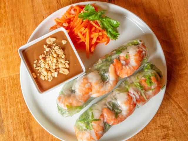 A2. Goi Cuốn Tôm (Shrimp only Summer Rolls).